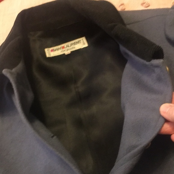 SAINT LAURENT purple coat with black corduroy cuffs and collar - Picture 9 of 9